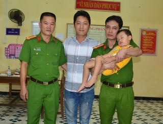 Gần 4 giờ giải cứu bé bị bắt cóc ở Bắc Ninh của Công an Tuyên Quang