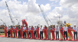 Khánh thành cầu cảng 20.000 DWT tại KCN Sông Hậu