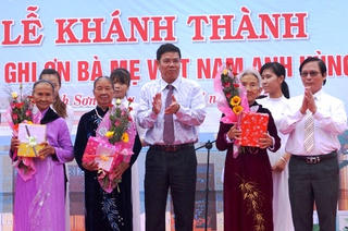 Quảng Ngãi: Trao tặng, truy tặng danh hiệu “Bà Mẹ Việt Nam anh hùng”