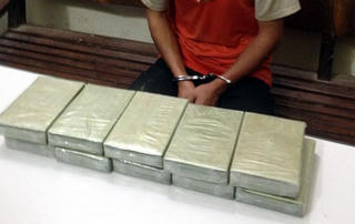 Bắt 2 đối tượng vận chuyển heroin tại huyện Sốp Cộp