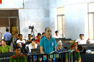Đâm chết bạn nhậu, lĩnh án 9 năm tù
