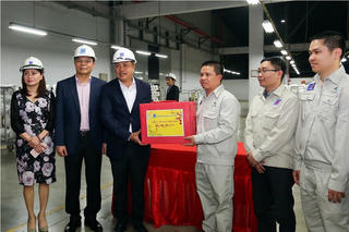 Xuân nghĩa tình dầu khí tại Nhà máy xơ sợi Đình Vũ