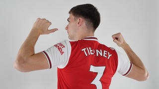 Arsenal công bố chiêu mộ thành công Kieran Tierney và David Luiz