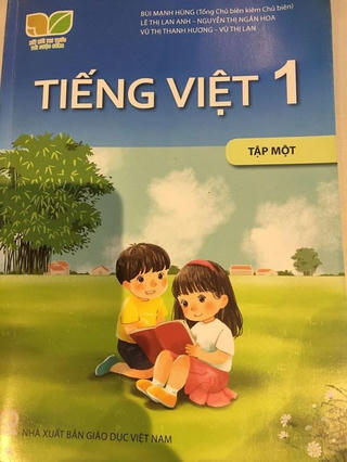 Giải thích của Tổng chủ biên Tiếng Việt 1 chưa hướng đúng trọng tâm của dư luận