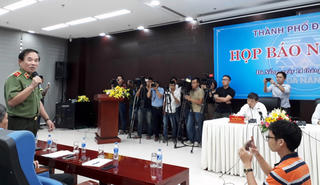 Thưởng nóng chiến công phá án nhanh vụ cướp táo tợn ở Đà Nẵng