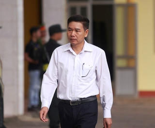 Vụ gian lận thi cử tại Sơn La: Đồng tiền đâm toạc bài thi