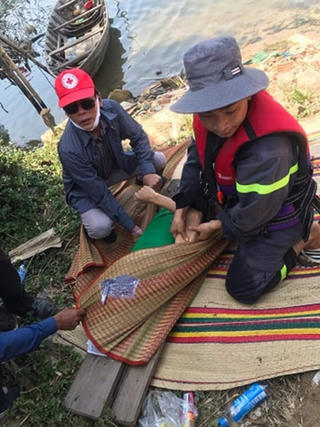 Tìm được thi thể thanh niên nhảy cầu Cửa Đại