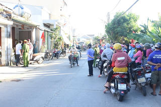 Sau tiếng la hét, phát hiện một người phụ nữ tử vong trong vũng máu