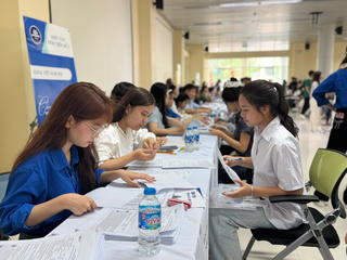 Năm học 2025- 2026: Học phí đại học tiếp tục tăng từ 10-15%