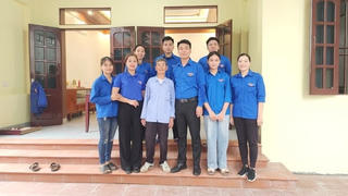 Phú Thọ: Thanh niên xung kích trong xóa nhà tạm, nhà dột nát