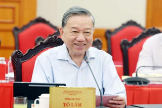 Bộ Chính trị làm việc với Ban Thường vụ Đảng ủy Chính phủ