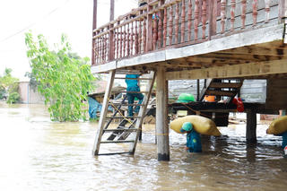 Gia Lai: Mưa lớn, nhiều khu dân cư xã Ia Hiao bị ngập nặng