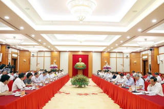 Bộ Chính trị làm việc với Ban Thường vụ Đảng ủy các cơ quan Đảng Trung ương
