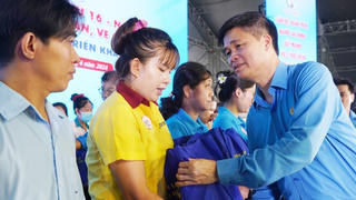 Hướng dẫn mức thu phí Công đoàn mới nhất theo hướng dẫn của Tổng liên đoàn Lao động Việt Nam