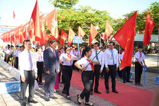 Rộn ràng niềm vui ngày khai giảng
