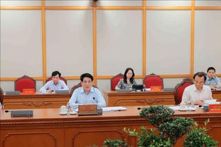 Bộ Chính trị làm việc với Thường vụ Tỉnh ủy Đồng Nai, Vĩnh Long, Đồng Tháp, Quảng Trị, Thái Nguyên và Phú Thọ