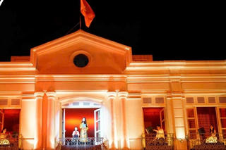 Di tích sống giữa đời thường