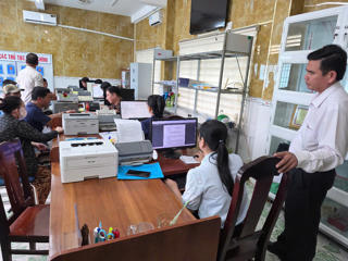 Cà Mau: Dự kiến chi 43 tỷ đồng hỗ trợ cán bộ công tác tại trung tâm hành chính cấp xã