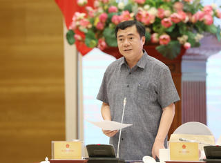 Xuất khẩu 8 tháng đạt 306 tỷ USD, vượt chỉ tiêu tăng trưởng