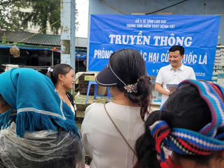 Lào Cai: Truyền thông trực tiếp về phòng, chống tác hại của thuốc lá tại chợ phiên vùng cao