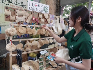 Xây dựng thương hiệu Việt trên không gian số