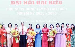 Phó Chủ tịch UBTƯ MTTQ Việt Nam Nguyễn Thị Tuyến dự Đại hội phụ nữ điểm của Hà Nội