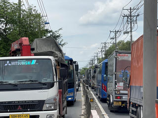 TP Hồ Chí Minh: Ùn tắc cục bộ xuất hiện nhiều nơi