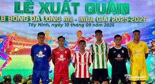 Câu lạc bộ bóng đá Long An làm lễ xuất quân mùa giải mới