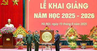 Chủ tịch nước Lương Cường: Xây dựng Học viện Quốc phòng trở thành học viện tầm chiến lược tiên tiến