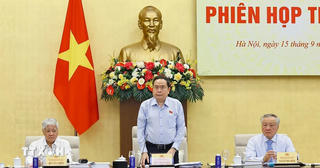 Chủ tịch Quốc hội chủ trì Phiên họp thứ hai Hội đồng Bầu cử quốc gia