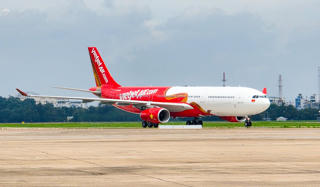 Vietjet đón tàu bay thân rộng mới, nâng đội bay lên 121 chiếc, sẵn sàng cho cao điểm cuối năm và đường bay dài quốc tế