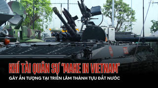 Người dân say mê chiêm ngưỡng khí tài quân sự tại Triển lãm Thành tựu đất nước