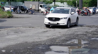 TP Hồ Chí Minh: Hầm chui 830 tỷ xuống cấp sau ít tháng thông xe