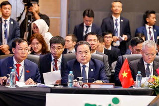 Chủ tịch Quốc hội phát biểu tại Phiên họp Ban Chấp hành Đại hội đồng AIPA-46