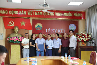 Khẳng định chất lượng, Linh Dược Ngự Y Việt hợp tác chiến lược với Viện Dược liệu Trung ương