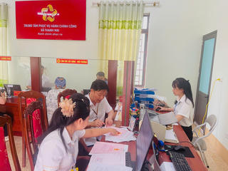 Sắp xếp bộ máy: Cán bộ cấp xã được nhận trợ cấp ra sao?