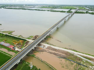Cầu gần 1.000 tỷ đồng nối Hưng Yên - Ninh Bình sắp thông xe