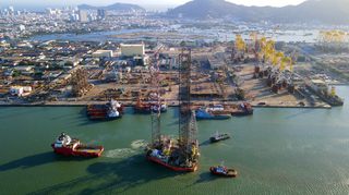 Petrovietnam phấn đấu hoàn thành vượt mức kế hoạch 2025, lập thành tích chào mừng 50 năm thành lập