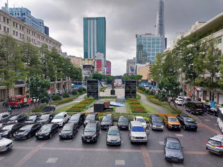 Xây dựng khung pháp lý cho Trung tâm Tài chính Quốc tế: Việt Nam học hỏi kinh nghiệm nước ngoài

