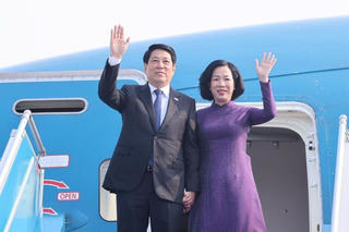 Chủ tịch nước lên đường dự khóa họp 80 Đại hội đồng Liên hợp quốc