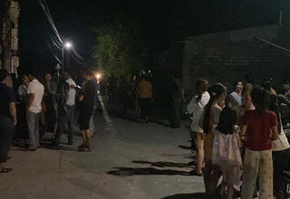 Nghệ An: Sau một đêm tìm kiếm, phát hiện bé gái 18 tháng tuổi tử vong dưới ao nước