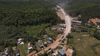 Nghệ An: Dự án cải tạo, mở rộng QL 7 vẫn vướng mặt bằng