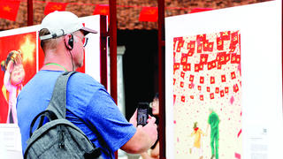 Quảng bá vẻ đẹp đất nước và con người Việt Nam tại Văn Miếu - Quốc Tử Giám
