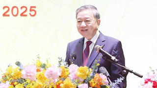 Mãi mãi xứng danh Bộ đội Cụ Hồ                                                          
