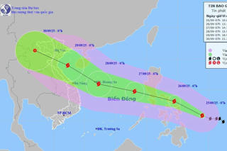 Bão Bualoi sắp vào Biển Đông, diễn biến phức tạp