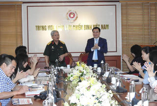 Mỗi công dân Việt Nam cần có trách nhiệm bảo vệ nền tảng tư tưởng của Đảng