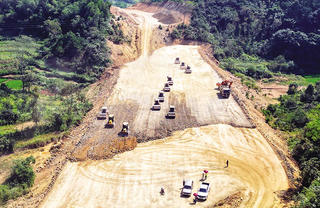 Mục tiêu GDP 8,3 - 8,5% năm 2025: Nhận diện nguồn lực thúc đẩy tăng trưởng