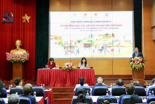 Lễ hội Văn hóa Thế giới tại Hà Nội lần thứ nhất: Tinh hoa văn hóa 5 châu hội tụ 