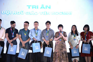 Gặp mặt 200 tân sinh viên xuất sắc: Cùng 2K7 viết tiếp tương lai

