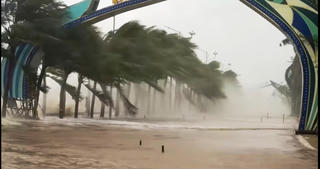 Thanh Hóa: Ngổn ngang khi bão đổ bộ